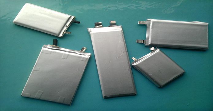 Lithium polymer battery